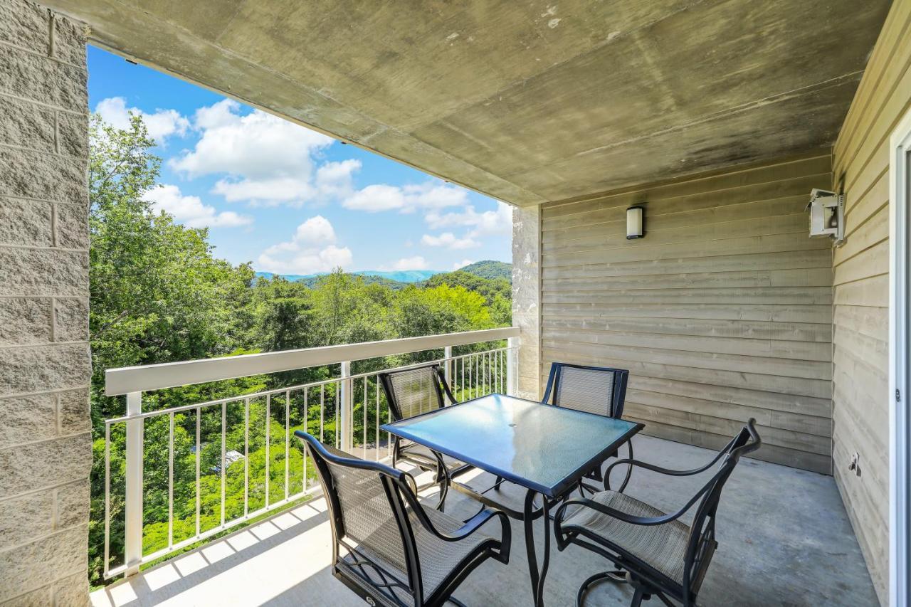 Kickin Back Whispering Pines 343 Apartment Pigeon Forge Luaran gambar